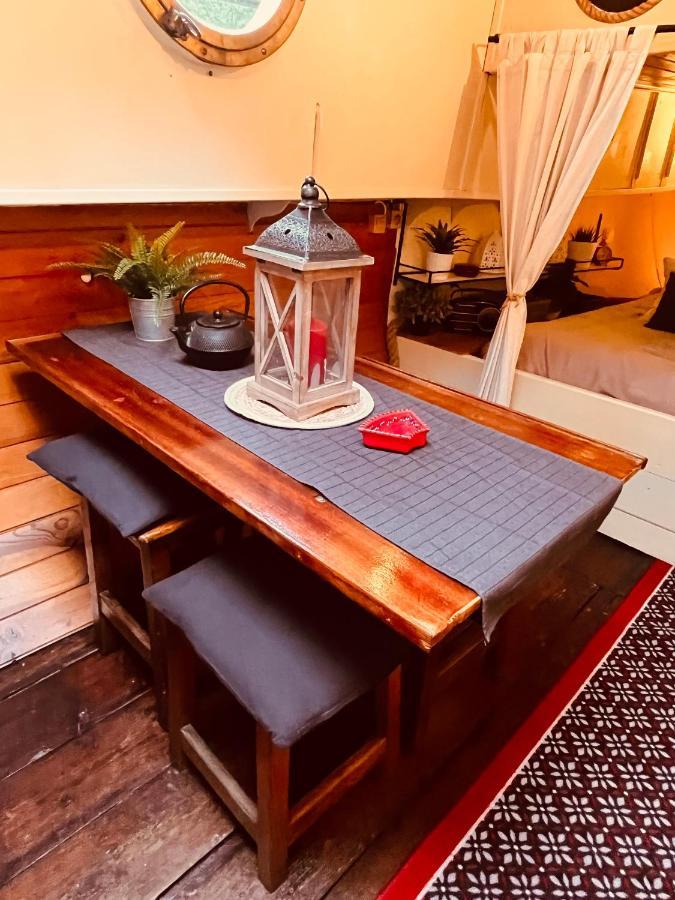 Tres Jolie Peniche A Louer Hotel Hede-Bazouges Ngoại thất bức ảnh